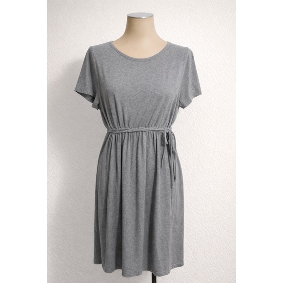 Universal Thread Dresses & Skirts - Universal Thread Gray Short Sleeve Drawstring MaternityWaist Midi Dress Womens